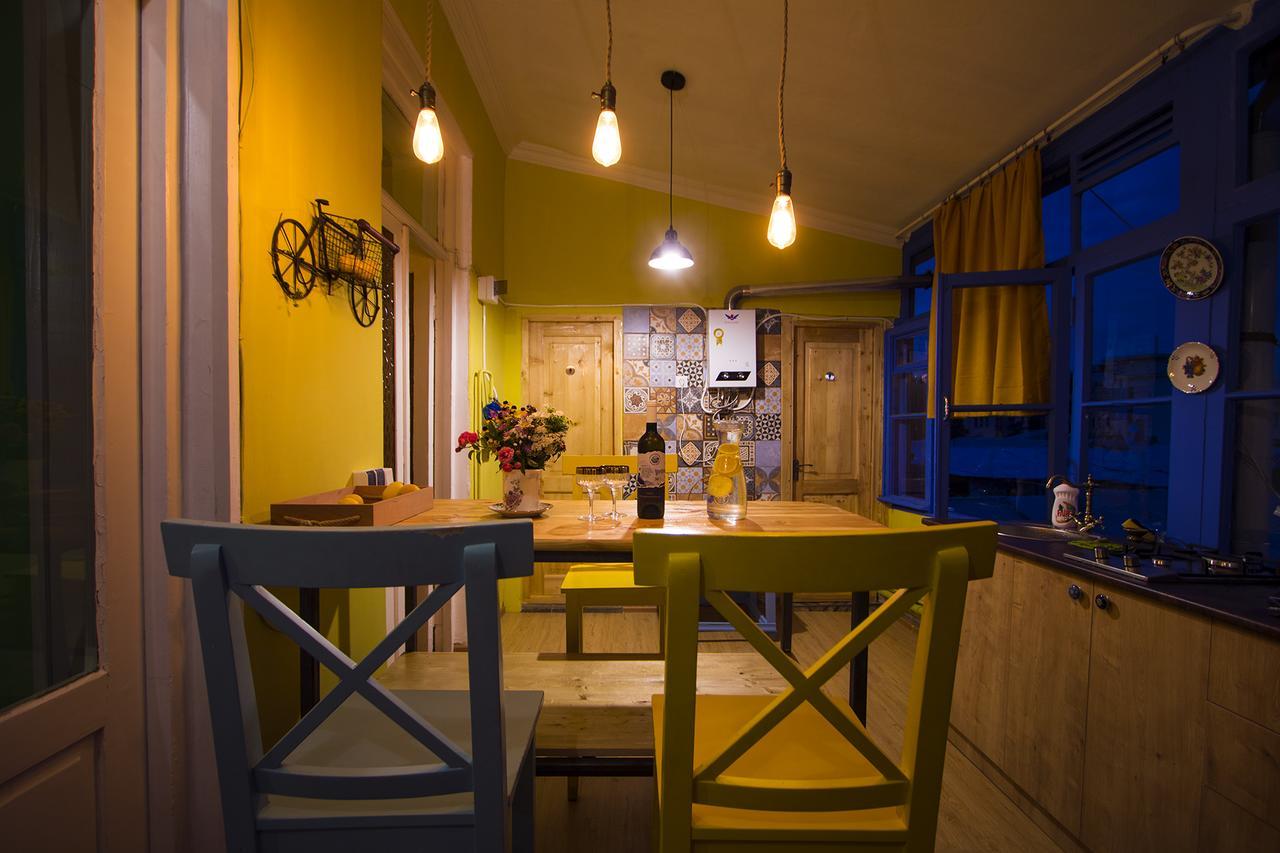 Royz Hostel Tbiliszi Kültér fotó